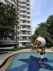 Cote D'Azur (D15), Condominium #607009271